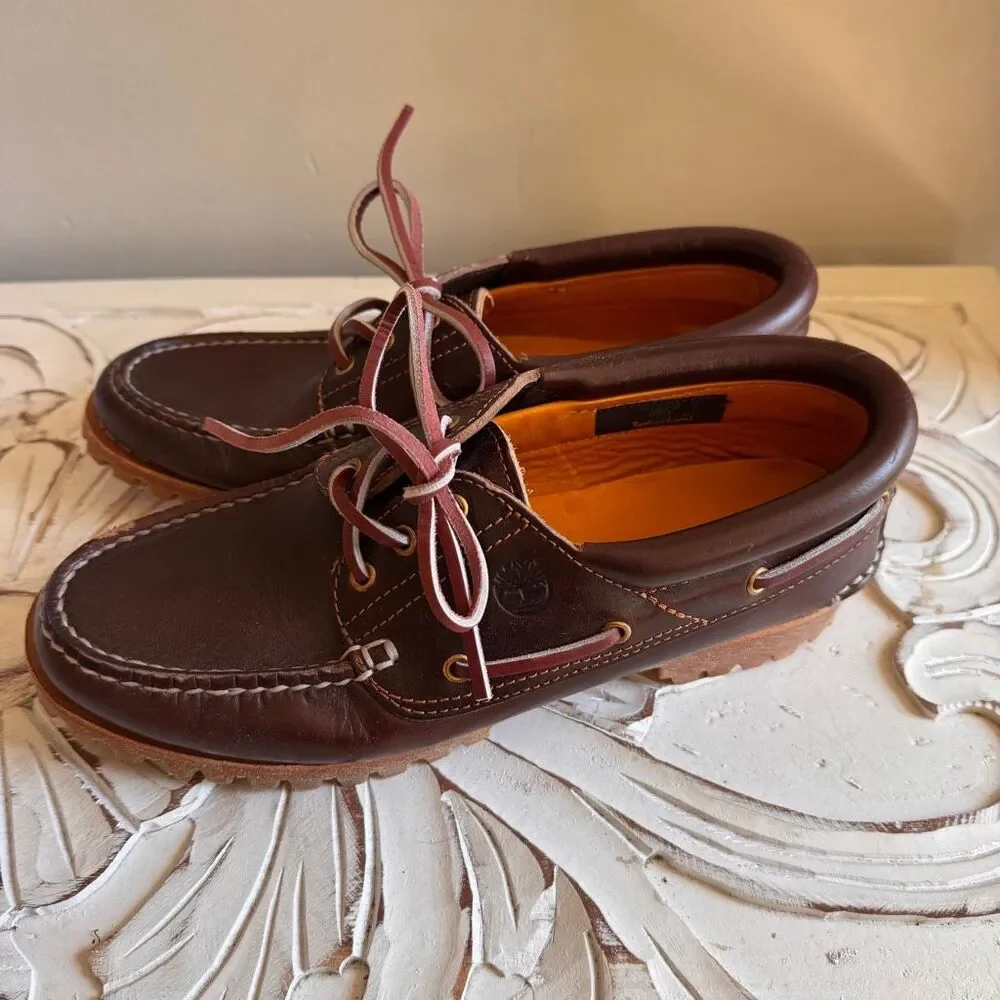 Timberland women’s brown leather boat shoe size 8